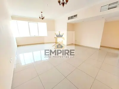 Prime location spacious apartment maintenance free car parking free close to Dubai