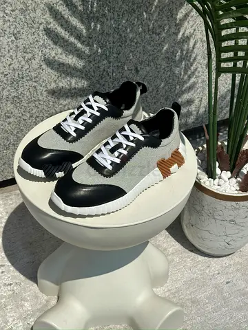 Black & White Casual Sneakers with Chunky Sole - Unisex Style