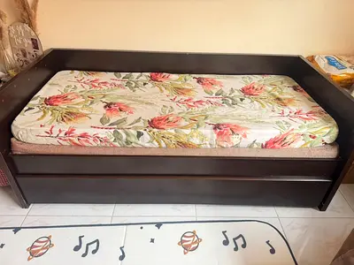 Wooden Daybed/Single Bed with Trundle - Dark Brown