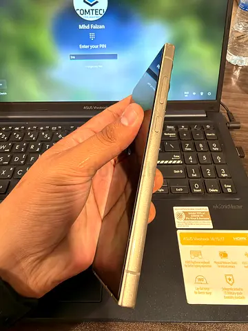 Samsung Galaxy S24 Ultra Use one Hand