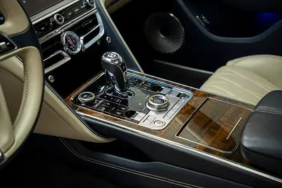 2020 Bentley FLYING SPUR photo 7