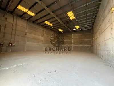 3650 SQFT WAREHOUSE / HIGH HEIGHT l BIG ENTRANCE / ONLY STORAGE |