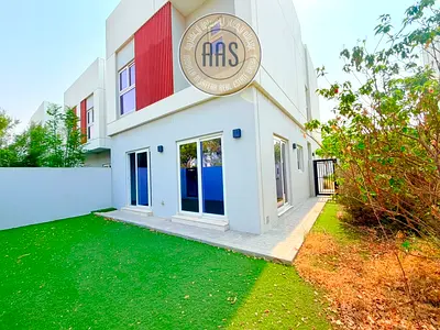 4BR+MAID VILLA SINGLE ROW NEAR POOL & PARK JUST 175K