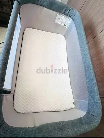 Giggles Bassinet – Excellent Condition
