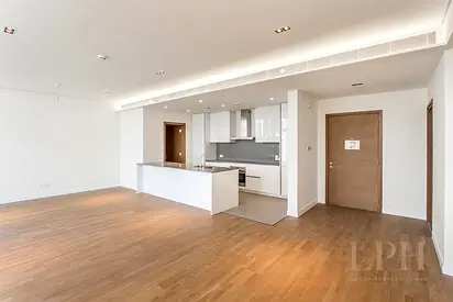 High Floor | Bright 1 Bed | Boulevard View | VOT