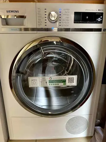 Siemens iQ700 Brand Dryer 9 kg WiFi Connect