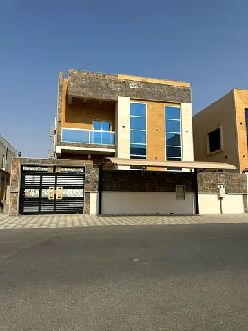 For Rent in Ajman – Al Yasmin | Brand New Luxury Villa (Second Occupancy), 5 Master Bedrooms, Majlis, 2 Living Rooms & Carport