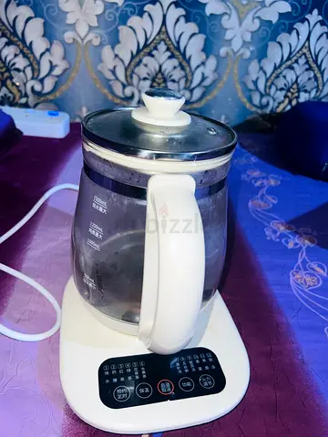 Glass Electric Kettle with Base - 1.2L (Used)