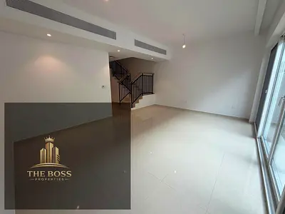 MIDDLE UNIT I BACK TO BACK I VACANT I AVAILABLE FOR RENT