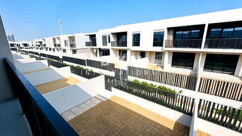 Close to Park | Two Townhouses Next to Each Other