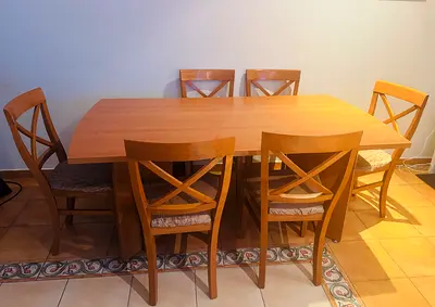 6 seater Dining table set