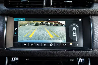 2020 Jaguar XF — миниатюра 19