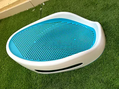 Baby bathtub with non-slip insert - good condition