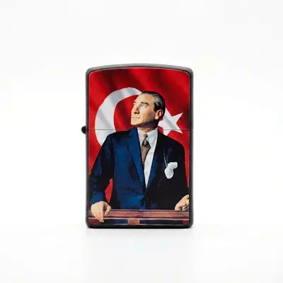 Collectible metal lighter with Atatürk portrait and Turkish flag - UNUSED 156