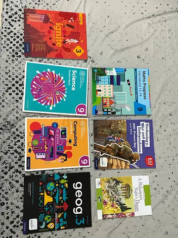 Grade 9 Oxford/Pearson Books with Story book Set