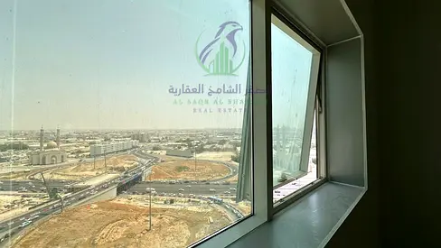 One Bedroom Apartment for Annual Rent with Master Bedroom Open View and Free Parking