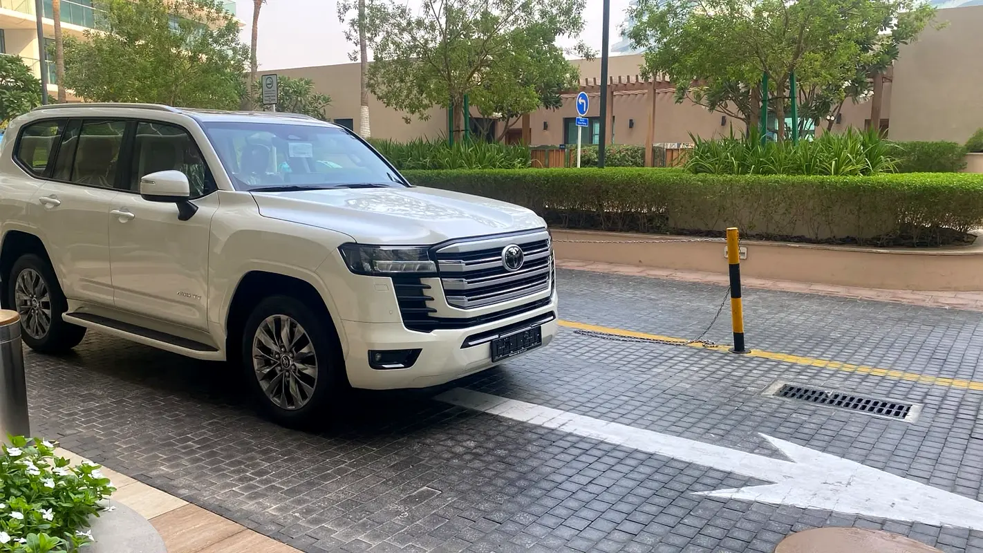 2025 Toyota Land Cruiser GXR