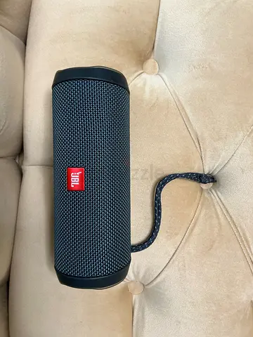 JBL Flip Portable Bluetooth Speaker