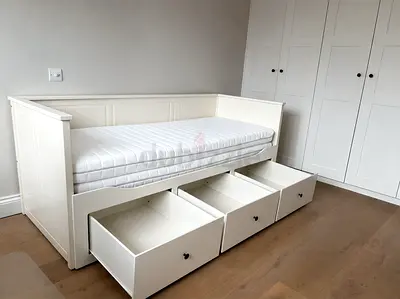 Ikea hemness daybed with 2 new ikea mattress like new
