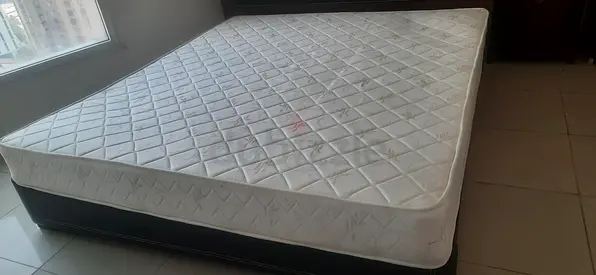 Mattress 200x180x19cm