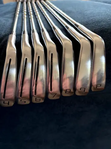 Taylormade P770 (2025) Golf Irons (4-P) — Like New Condition