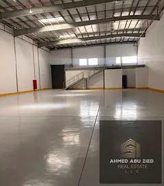 A new warehouse, 6000 square feet, for 35 dirhams per square foot, suitable for all activities.