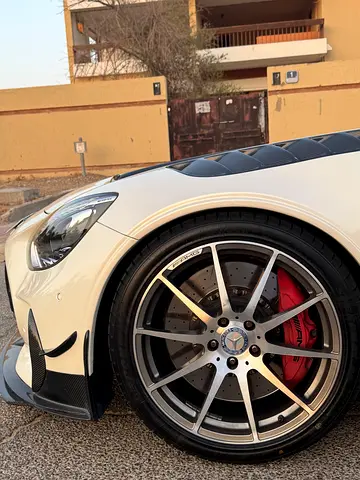2016 Mercedes-BENZ AMG — фото 6