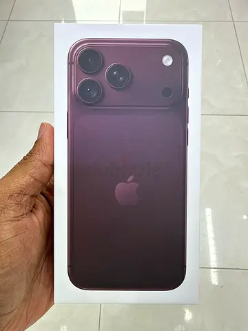 iPhone 18 Pro Max 256 GB Burgundy cour TDRA sealed box