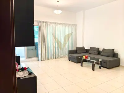 Huge Layout | Chiller Free | Separate Kitchen