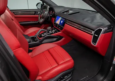 2022 Porsche CAYENNE — миниатюра 12