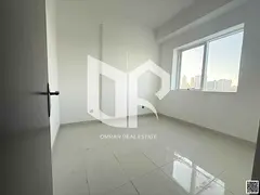 Luxury 1-Bedroom Apartment (Second Tenant) with Central AC in Liwara Near Corniche & Bus Station, Aj