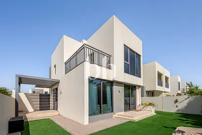 True Corner | Vacant On Transfer | View Today