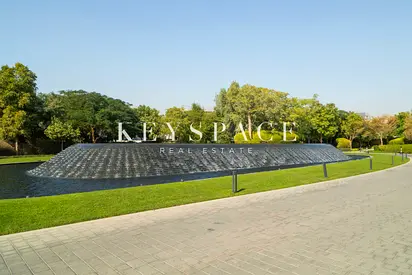 Refined Garden Home | Peaceful Community Living | Resale
