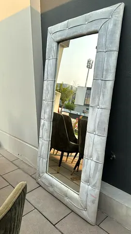 Original full size  expensive mirror from *THE ONE* bought Dhs 2000
Now Dhs 800