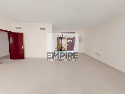 Prime location spacious apartment maintenance free close to Dubai