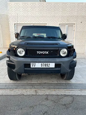 2010 Toyota FJ Cruiser, original paint, no accident, stock condition
