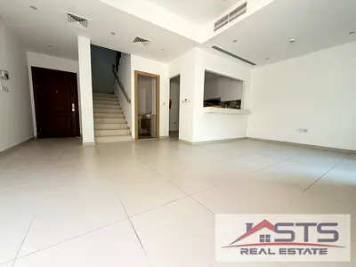 Well Maintained | Gated Community | Near Entrance
