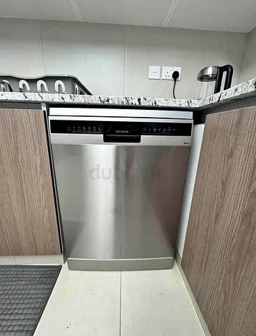 Siemens iQ300 Dishwasher With AI Connected Freestanding