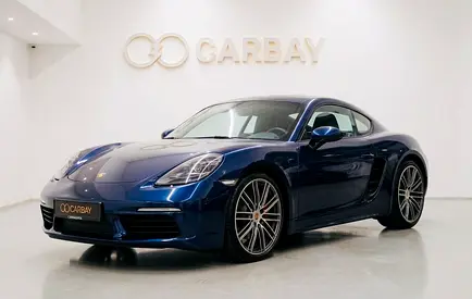 AED 3603 PM | PORSCHE 718 CAYMAN S 2018 | PORSCHE WARRANTY SEPTEMBER 2027 | PRISTINE CONDITION | GCC