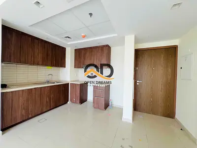 LUXURY 1 BHK FALAT RANT ONLY 48K 4 CHAQ PAYMENT GYM POOL AND PARKING PARIM LOCATION UPTOWN AL ZAHIA AREA