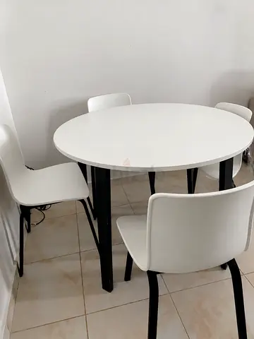 Modern Round Dining Table