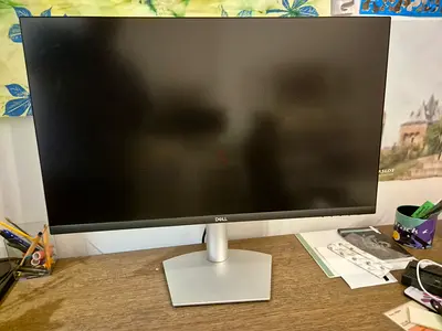 Dell S2722QC USB-C 27 Inch 4K UHD (3840x2160) Monitor, 60Hz, IPS, 4ms, AMD FreeSync, 99% sRGB, HDR