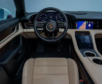 2020 Porsche TAYCAN 照片 6
