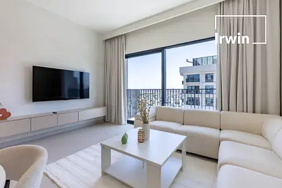 Corner unit | fully furnished | Access to park