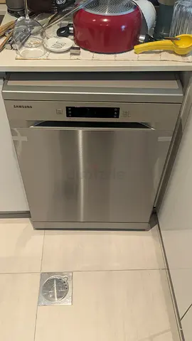 Samsung Built-in Stainless Steel Dishwasher - NEW Never used