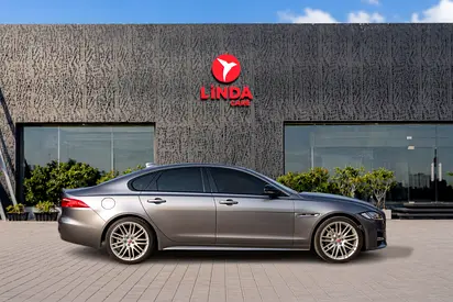 2020 Jaguar XF — миниатюра 7