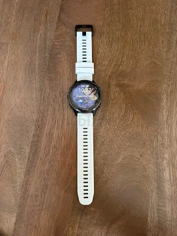 Garmin watch Forrunner 970 with 2 straps white&black used 5 days everything included bill,watch box