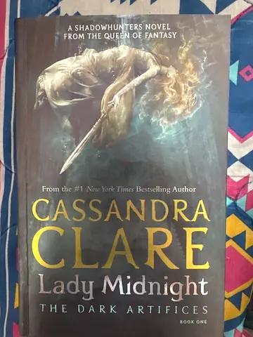 SHADOW HUNTERS Lady Midnight book 1