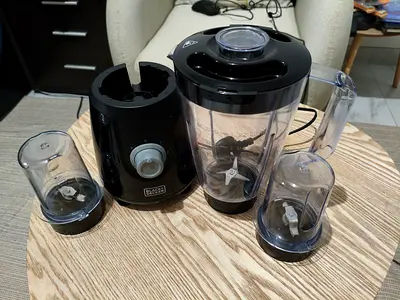 BLACK+DECKER Countertop Blender with Coffee and Spice Grinder, 400W Motor, 1.5L Jug, 2 x 300ml Grind