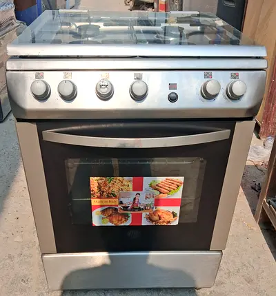 Gas cooking range 60by60